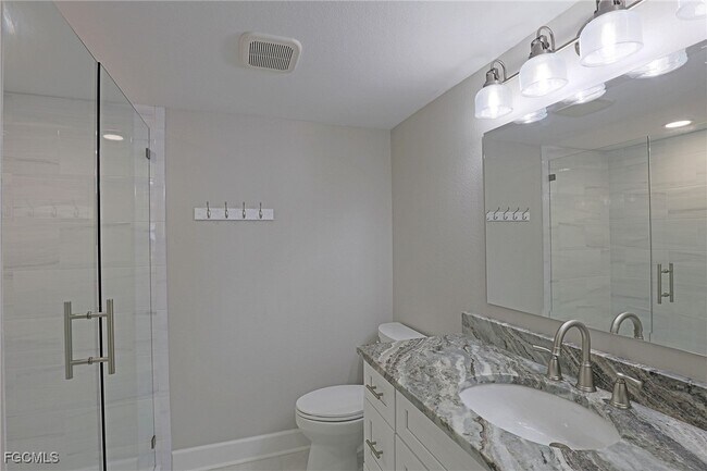 Building Photo - 2885 Palm Beach Blvd