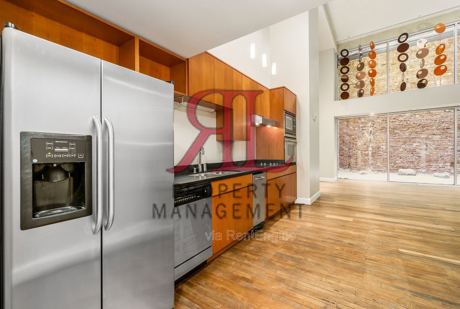 Building Photo - 106 N High St