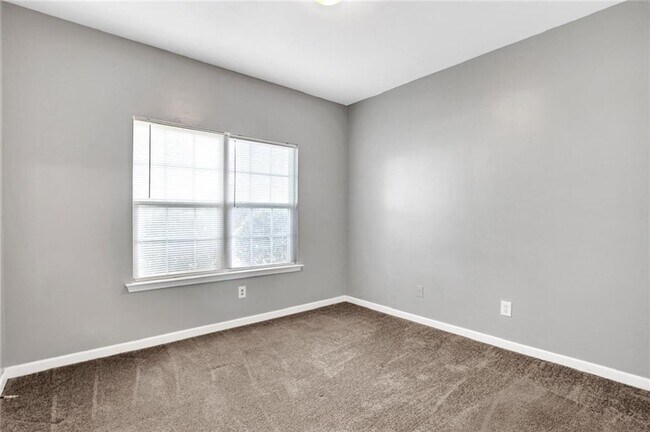 Building Photo - 1411 Cumberland Creek Ln SW