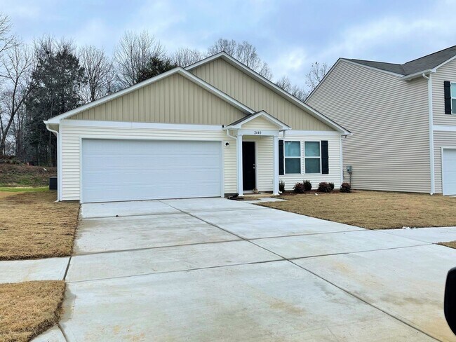 Primary Photo - 4BR Ranch in Salisbury