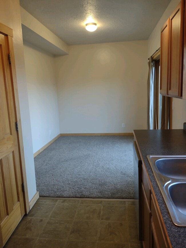 Building Photo - 155 Mulligan Ln