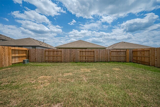 Building Photo - 28723 Texas Sparrow Ln