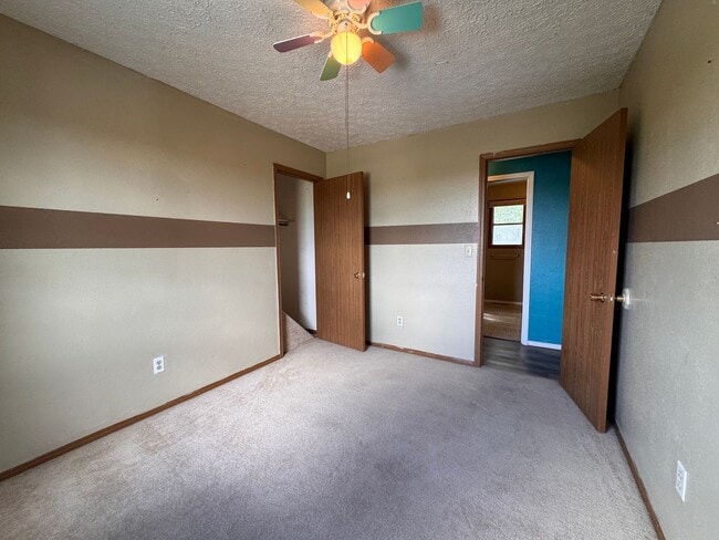 Building Photo - 24045 Turtle Ln