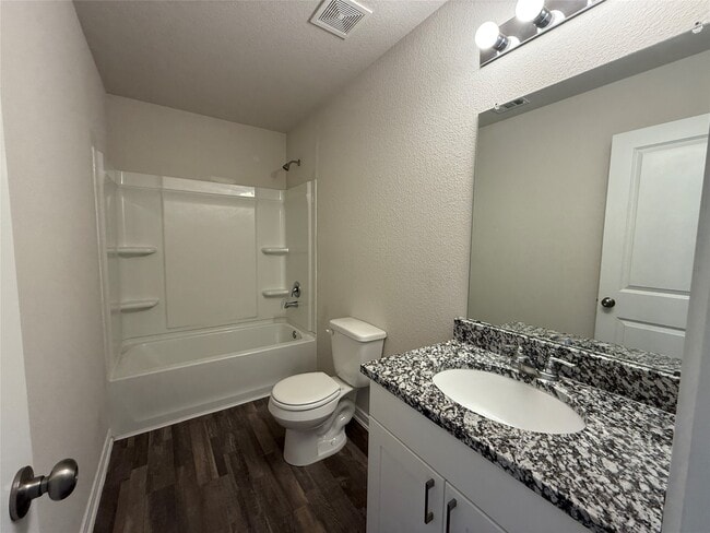 Building Photo - 15535 Taylorcrest Dr