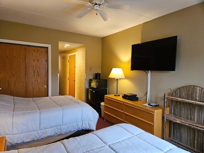 Building Photo - 48 Cooper Memorial Dr