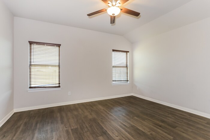Building Photo - 9021 Curacao Dr