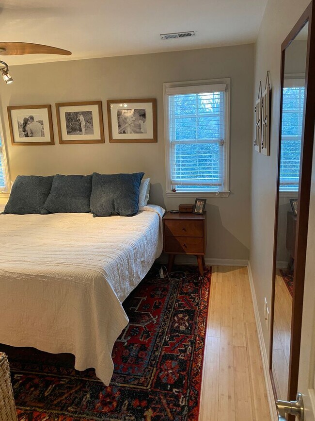 Building Photo - Immaculate end unit townhome in Raleigh's most desirable neighborhood - THE Five Points!