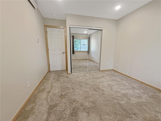 Building Photo - 310 Ford Rd