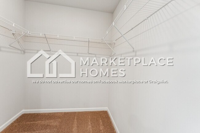 Building Photo - 3402 Saddlebred Dr