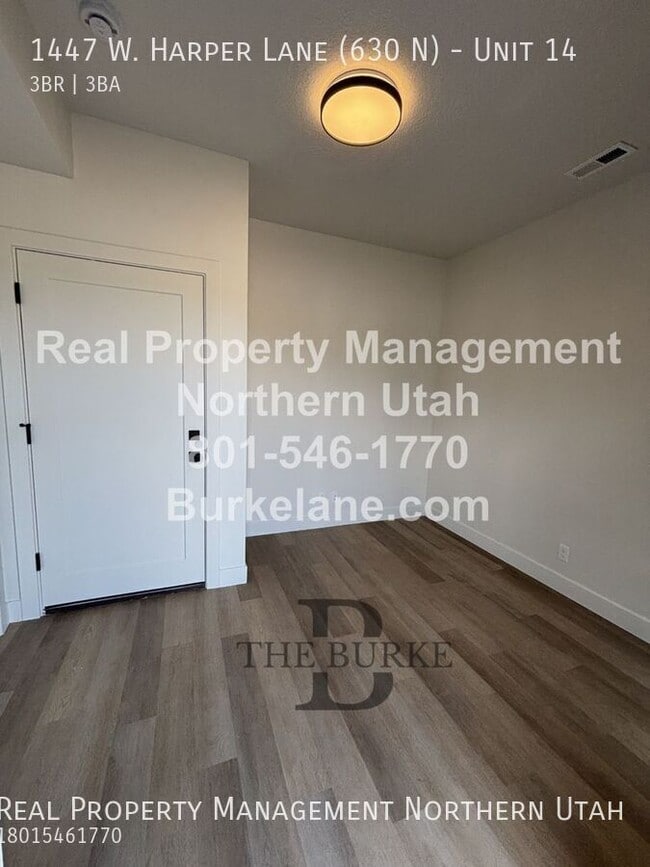 Building Photo - 1447 Harper Ln