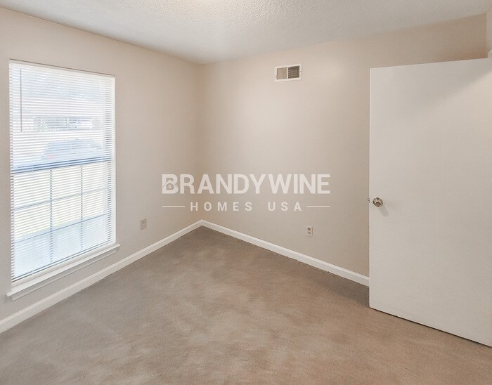 Building Photo - 4031 Friendly Way