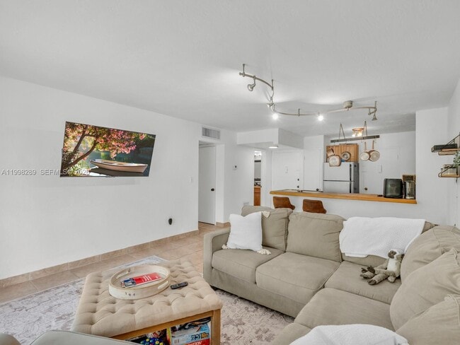 Building Photo - 7403 SW 82nd St