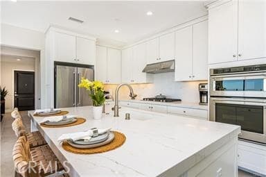 Building Photo - 161 Oceano