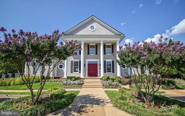 Building Photo - 15516 Three Otters Pl