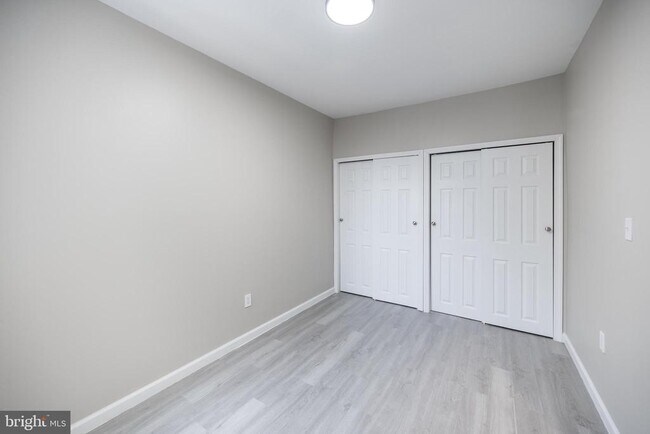 Building Photo - 2265 E Clearfield St