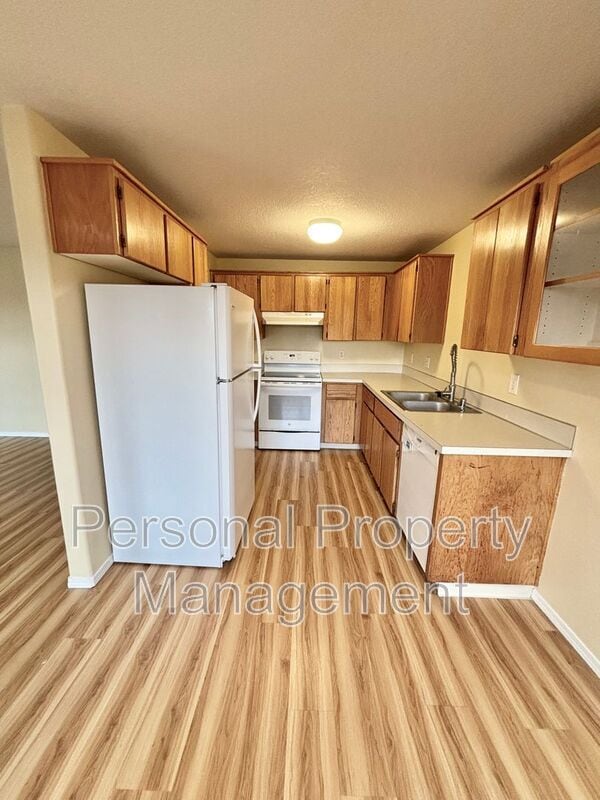 Building Photo - 1414 Brandt Rd