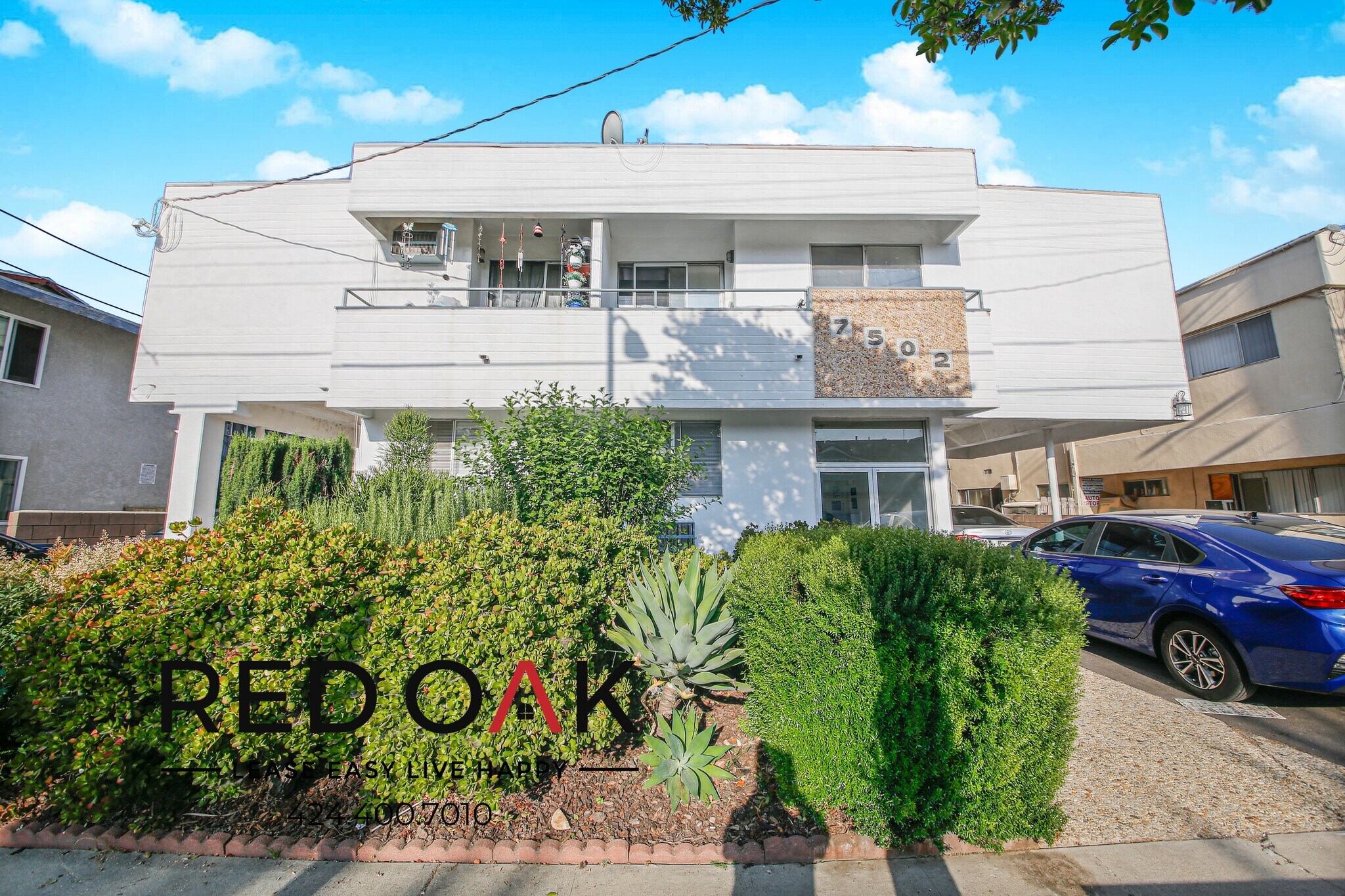 Building Photo - 7502 Canby Ave