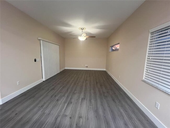 Building Photo - 1066 Whitegate Ct