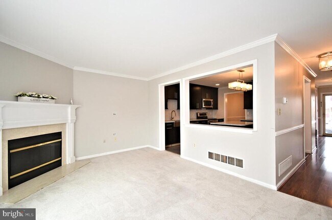 Building Photo - 4258 Red Oak Ct