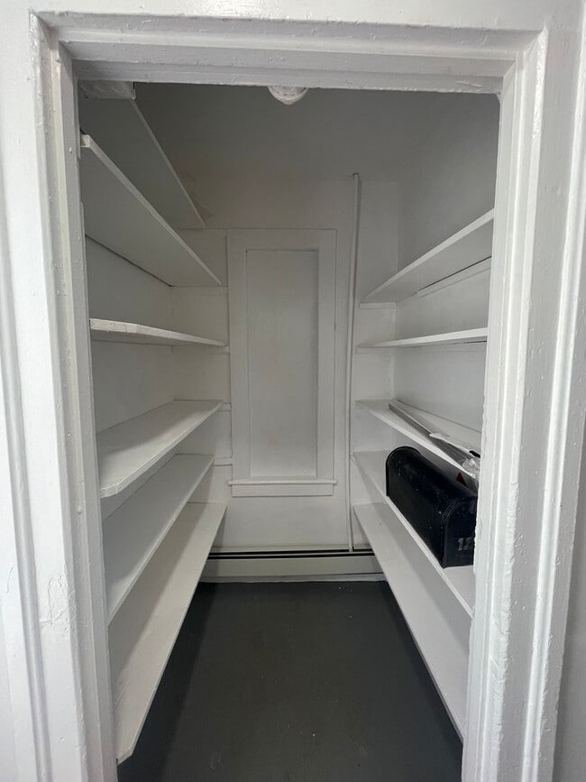 Building Photo - Modern, Fully Renovated 3-Bedroom Apartment – $1,850/month | Pittsfield, MA