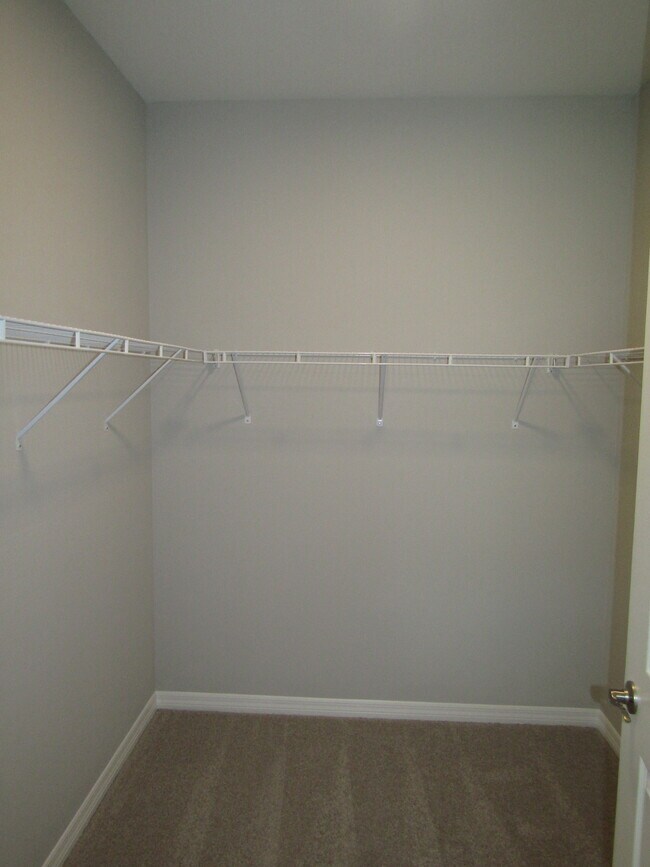Building Photo - 148 Soliera St