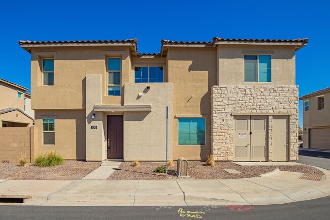 Building Photo - Modern and Spacious Townhome in the Mosaic...