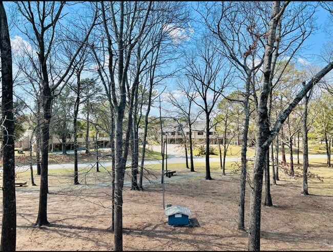 Building Photo - Beautiful 1BR/1BA Studio Condo Utilities I...