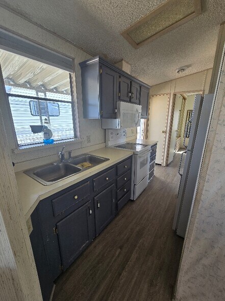 Building Photo - 1225 N Dixie Downs Rd