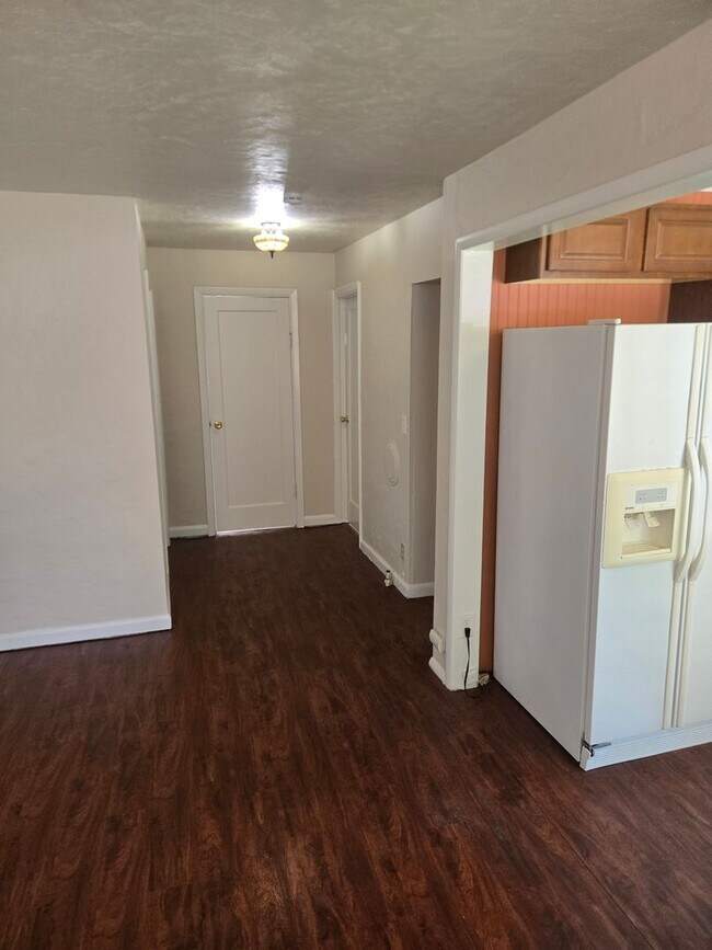 Building Photo - San426