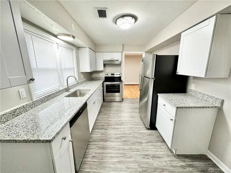 Building Photo - 624 Ruth Ave