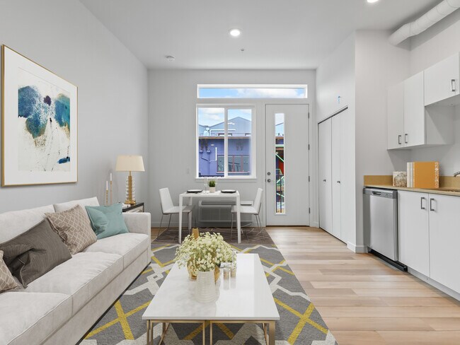 Building Photo - 311 Graham