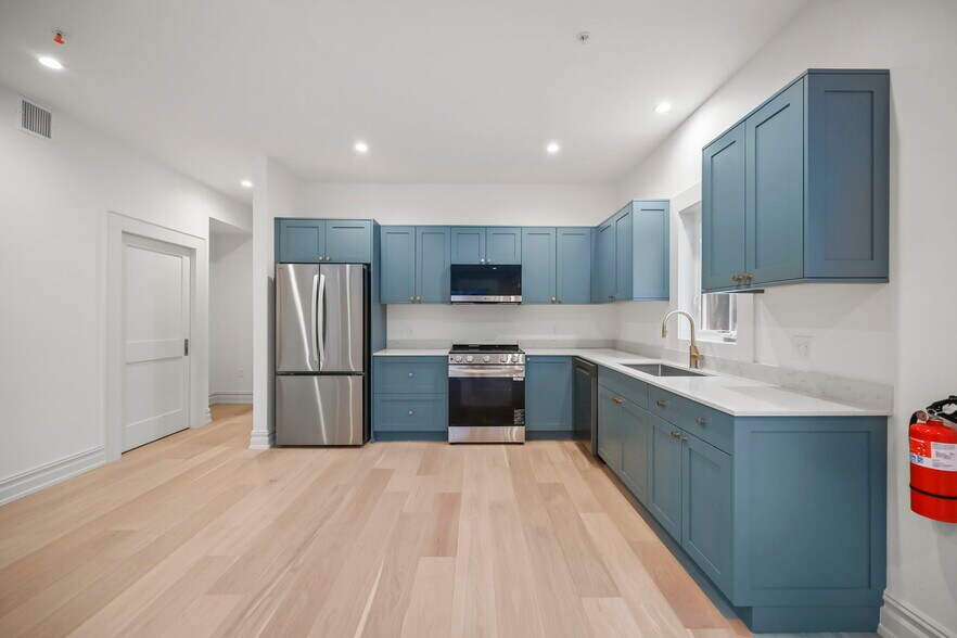 Kitchen - 1209 Littleton Rd