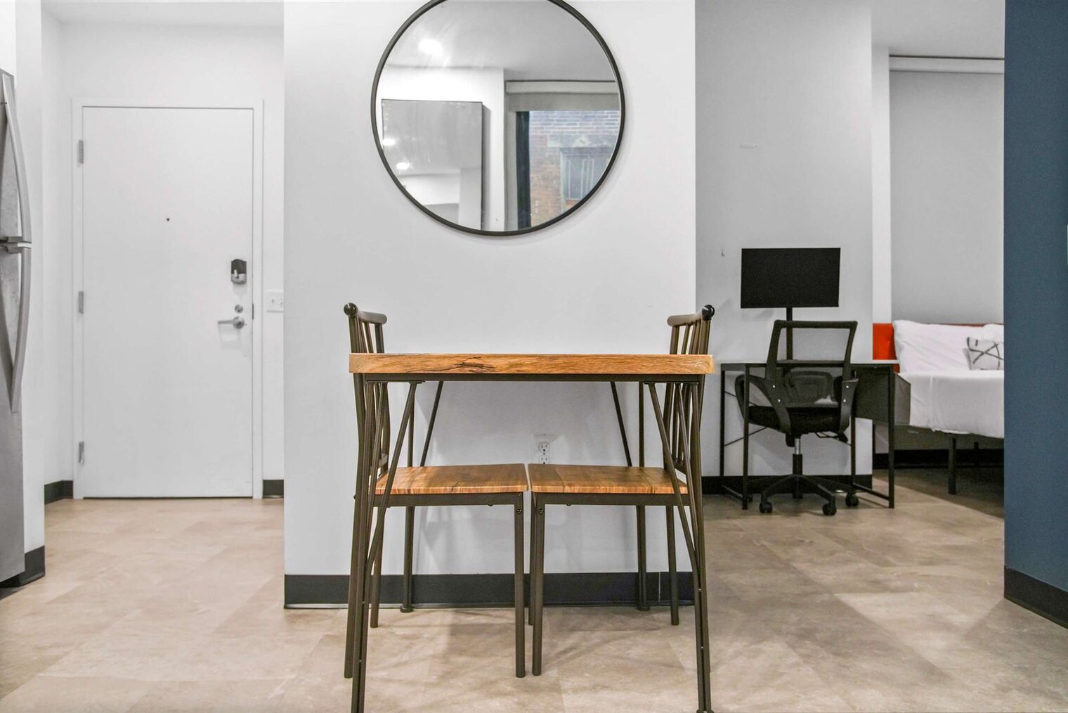 Building Photo - 209 9th St