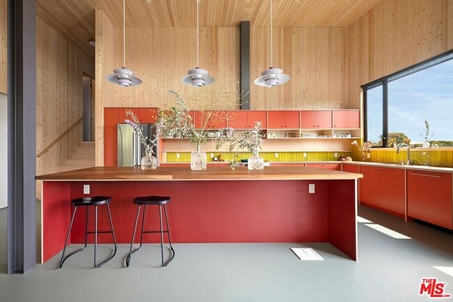 Building Photo - 20485 Medley Ln