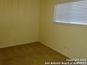 Building Photo - 153 Hinge Chase