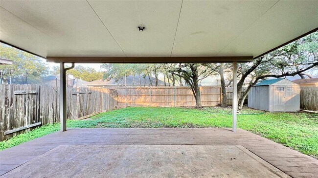 Building Photo - 1708 Carriage Hills Trail