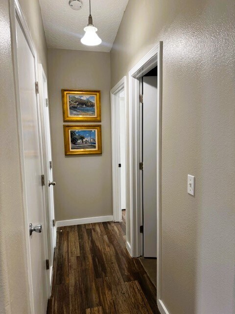 Building Photo - 5692 S Snapdragon Pl