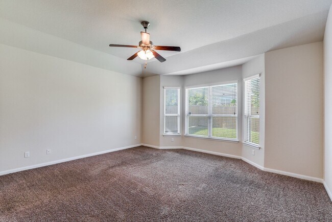 Building Photo - Nice 3-Bedroom 2-Bathroom Home in Highland...