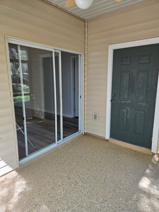 Building Photo - 3 Bedroom/ 2 Bath home at The Greens at West End