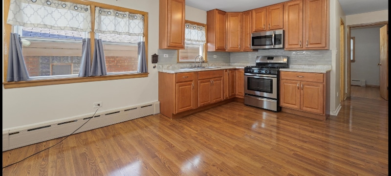 Building Photo - 3803 S Lombard Ave