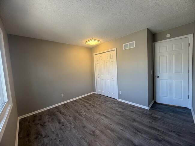 Building Photo - 14033 Dornoch St