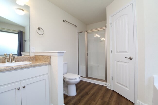 Building Photo - Ventura Estates Rental – 4 Bedrooms, 2 Bat...