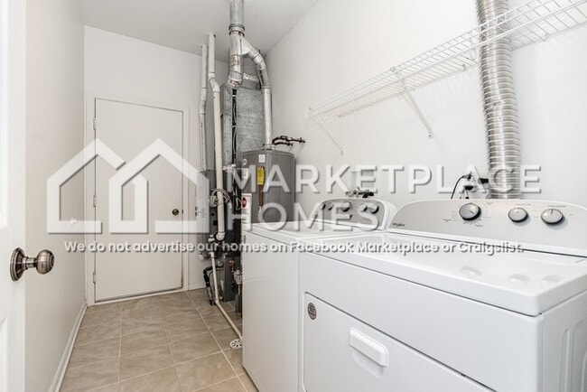 Building Photo - 3822 Adesso Ln