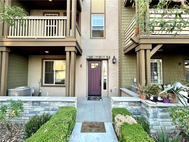 Building Photo - 709 N Azusa Ave
