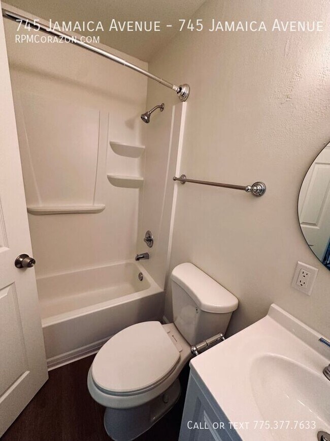 Building Photo - 745 Jamaica Ave