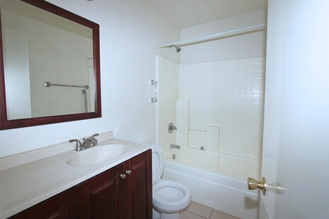 Building Photo - 15588 S Yava Rd