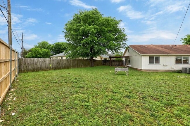 Building Photo - 7601 Woodstone Cove