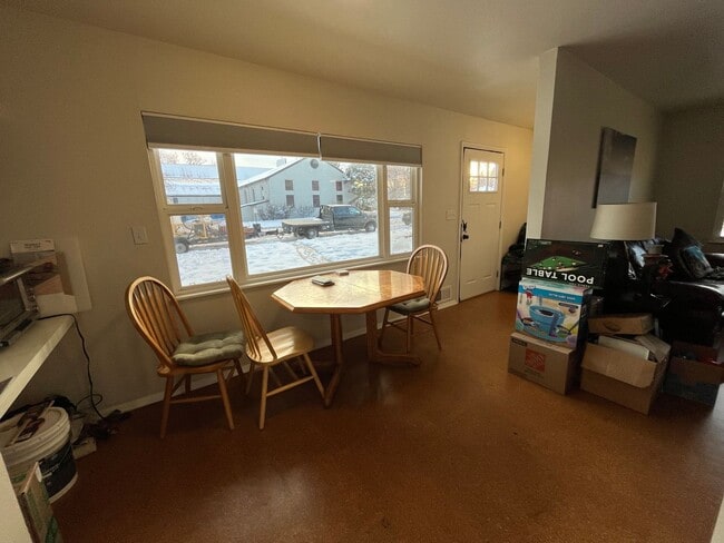 Building Photo - Wonderful Home Near City Park