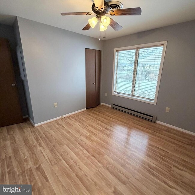 Building Photo - 1158 Westgate Dr