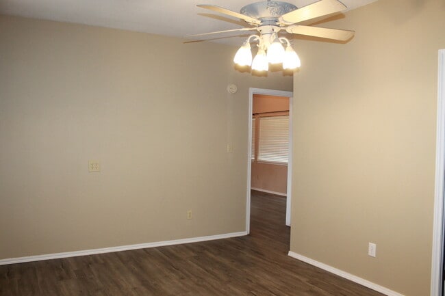 Building Photo - 1+ Acre - Choctaw-Nicoma Park Cutie!